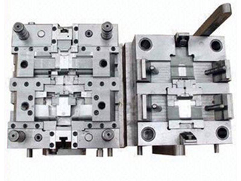 和精密塑料模-07